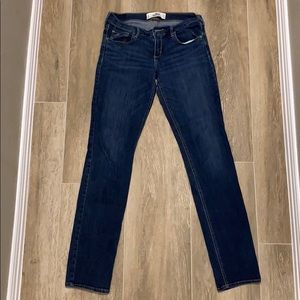 9L Hollister Social Stretch Laguna Skinny Jeans